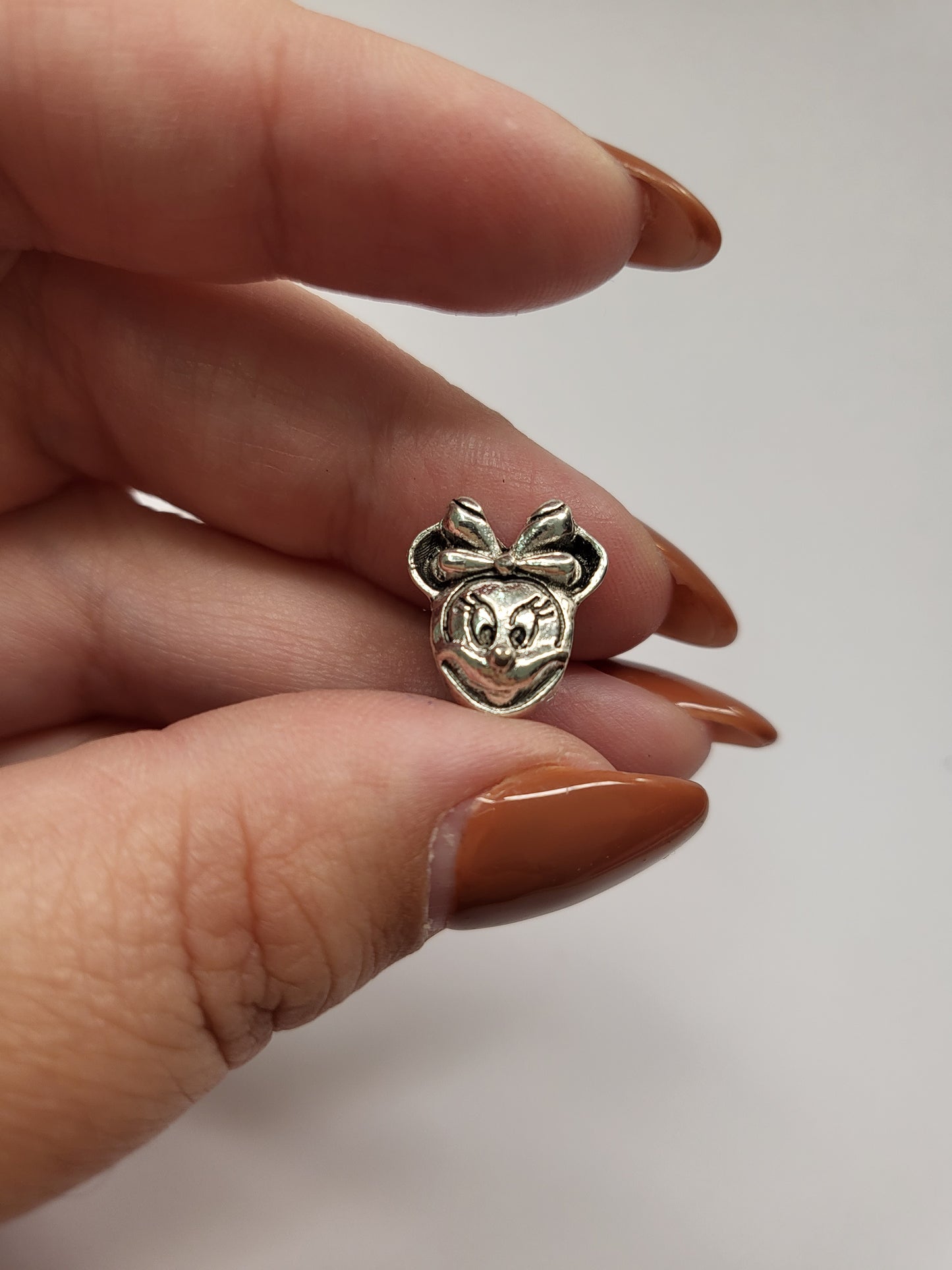 Conta pandora disney mickey/minnie simples